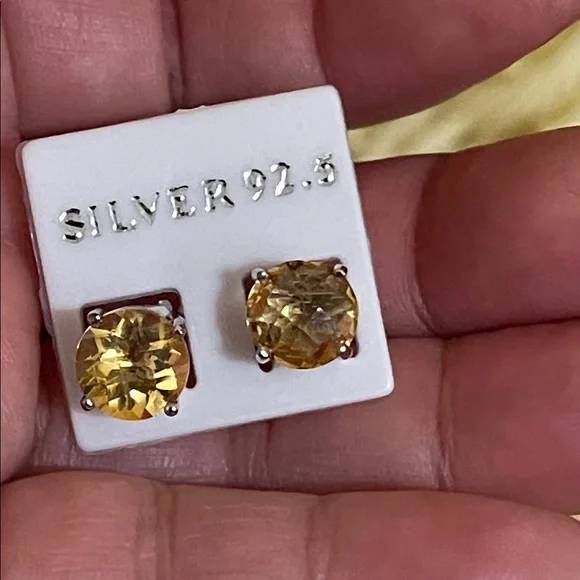 NWT Natural Citrine Gemstone 925 Silver Stud Earrings 7.7mm each stone